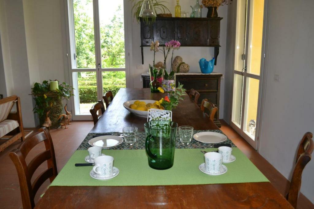 Il Giardino B&B Кастельветро-ді-Модена Екстер'єр фото